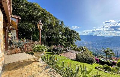 Casa de 5 alcobas en venta en Altos Del Poblado, Medellín · foto 3 de 19