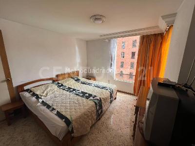 Apartamento en venta en El Poblado, Medellín · foto 9 de 20