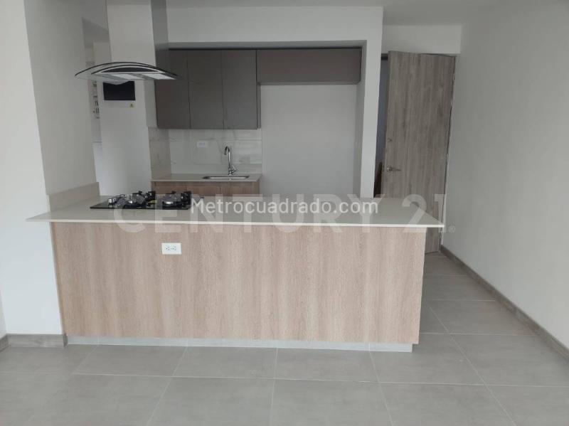 Piso – Bello - Vista 2