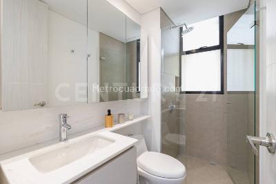 Apartamento de 2 alcobas en arriendo en El Poblado, Medellín, 96 m² · foto 5 de 20