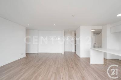 Apartamento de 2 alcobas en arriendo en El Poblado, Medellín, 96 m² · foto 13 de 20
