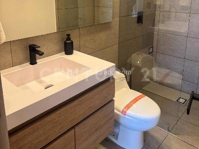 Apartamento de 2 alcobas en venta en Gualanday, Rionegro, 70 m² · foto 12 de 20
