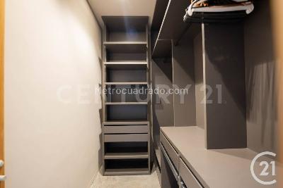 Apartamento de 2 alcobas en venta en El Poblado, Medellín, 184 m² · foto 17 de 20