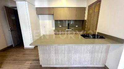 Apartamento de 3 alcobas en arriendo en Ciudad Del Rio, Medellín, 72 m² · foto 2 de 20