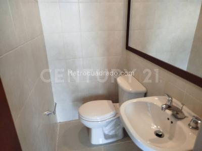 Apartamento de 1 alcoba en arriendo en El Poblado, Medellín, 47 m² · foto 12 de 19
