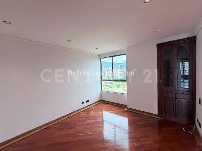 Apartamento de 3 alcobas en arriendo en El Poblado, Medellín, 214 m² · foto 19 de 19