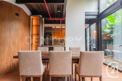 Apartamento de 1 alcoba en venta en El Poblado, Medellín, 130 m² · foto 7 de 20