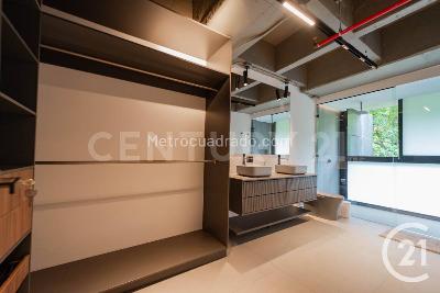 Apartamento de 1 alcoba en venta en El Poblado, Medellín, 130 m² · foto 16 de 20