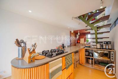 Apartamento de 1 alcoba en venta en El Poblado, Medellín, 100 m² · foto 6 de 19