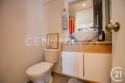 Apartamento de 1 alcoba en venta en El Poblado, Medellín, 100 m² · foto 8 de 19