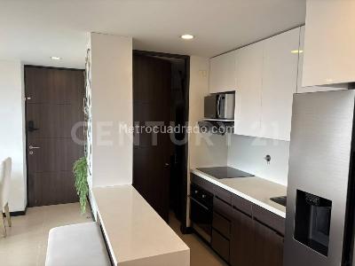 Apartamento de 3 alcobas en venta en El Poblado, Medellín, 90 m² · foto 5 de 20