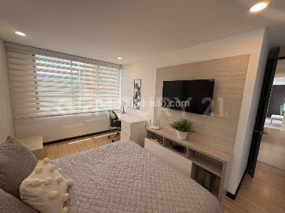 Apartamento de 3 alcobas en venta en El Poblado, Medellín, 90 m² · foto 12 de 20