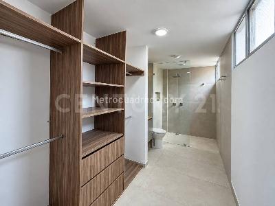 Apartamento de 3 alcobas en arriendo en Laureles, Medellín, 127 m² · foto 13 de 20