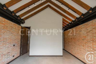 Casa de 3 alcobas en arriendo en Las Palmas, Medellín · foto 8 de 20