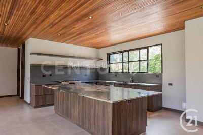 Casa de 3 alcobas en arriendo en Las Palmas, Medellín · foto 17 de 20