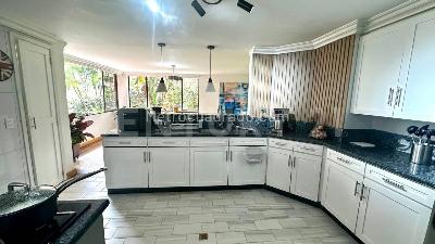 Apartamento de 3 alcobas en venta en San Lucas, Medellín, 305 m² · foto 12 de 19
