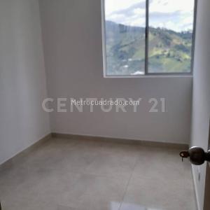 Apartamento de 3 alcobas en venta en Sabaneta, Sabaneta, 66 m² · foto 10 de 14
