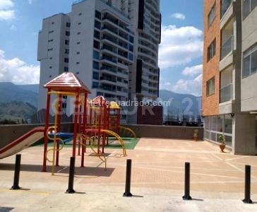 Apartamento de 3 alcobas en venta en Sabaneta, Sabaneta, 66 m² · foto 13 de 14