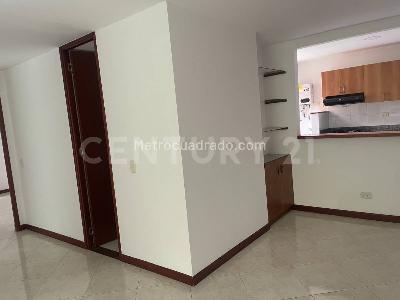 Apartamento de 2 alcobas en arriendo en La Abadia, Medellín, 71 m² · foto 2 de 12