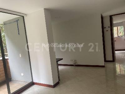 Apartamento de 2 alcobas en arriendo en La Abadia, Medellín, 71 m² · foto 6 de 12