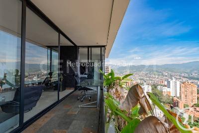 Apartamento en arriendo en El Poblado, Medellín · foto 2 de 20