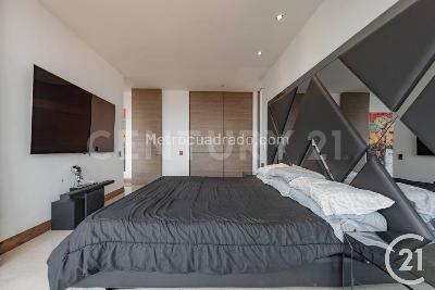 Apartamento en arriendo en El Poblado, Medellín · foto 4 de 20