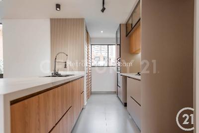 Apartamento de 3 alcobas en venta en El Poblado, Medellín, 150 m² · foto 5 de 20