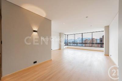 Apartamento de 3 alcobas en venta en El Poblado, Medellín, 150 m² · foto 7 de 20