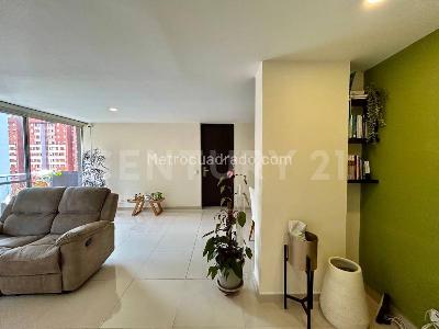 Apartamento de 2 alcobas en arriendo en El Poblado, Medellín, 73 m² · foto 4 de 18