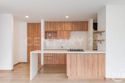 Apartamento de 2 alcobas en venta en Envigado, Envigado, 67 m² · foto 3 de 20