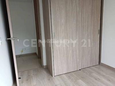 Apartamento de 3 alcobas en venta en Envigado, Envigado, 73 m² · foto 12 de 16