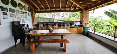 Casa de 5 alcobas en arriendo en La Mina, Envigado, 1500 m² · foto 13 de 20