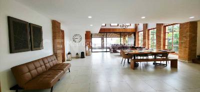 Casa de 5 alcobas en arriendo en La Mina, Envigado, 1500 m² · foto 5 de 20