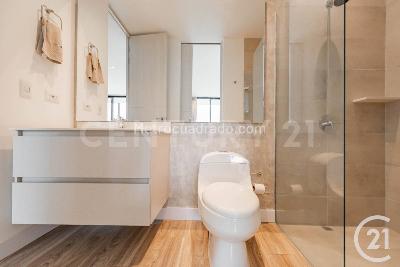 Apartamento en venta en El Poblado, Medellín · foto 14 de 17