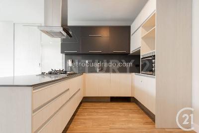 Apartamento en venta en El Poblado, Medellín · foto 9 de 17