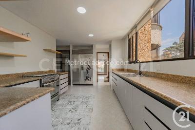 Apartamento en arriendo en San Lucas, Medellín · foto 2 de 20