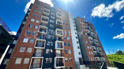 Apartamento de 2 alcobas en venta en El Porvenir, Rionegro, 54 m² · foto 2 de 20