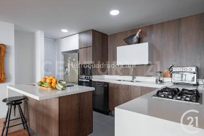 Apartamento en venta en Envigado, Envigado · foto 2 de 20
