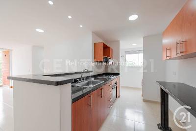 Apartamento en venta en Envigado, Envigado · foto 2 de 20