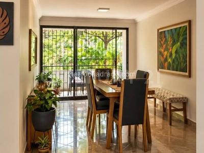 Apartamento de 3 alcobas en venta en El Poblado, Medellín, 152 m² · foto 3 de 11