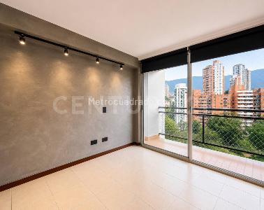 Apartamento de 3 alcobas en venta en El Poblado Santa Maria De Los Angeles, Medellín, 64 m² · foto 1 de 9