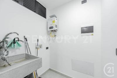 Apartamento de 1 alcoba en venta en Loma Del Escobero, Envigado, 50 m² · foto 14 de 16