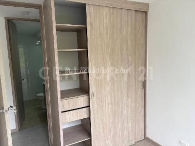 Apartamento de 3 alcobas en venta en Envigado, Envigado, 81 m² · foto 13 de 20