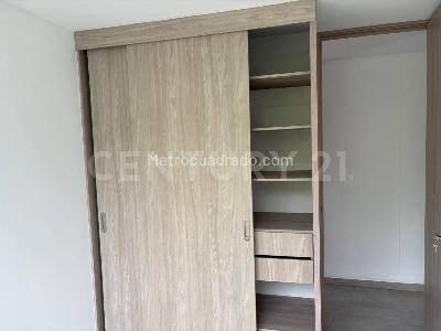 Apartamento de 3 alcobas en venta en Envigado, Envigado, 81 m² · foto 14 de 20