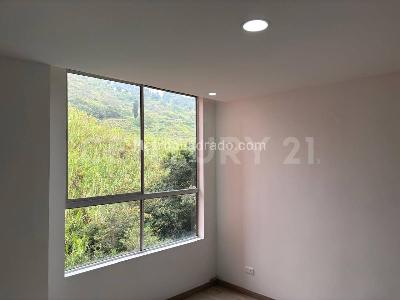 Apartamento de 3 alcobas en venta en Envigado, Envigado, 81 m² · foto 18 de 20