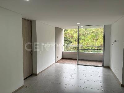 Apartamento de 3 alcobas en venta en Envigado, Envigado, 81 m² · foto 4 de 20