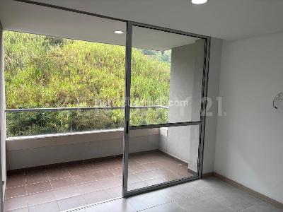 Apartamento de 3 alcobas en venta en Envigado, Envigado, 81 m² · foto 5 de 20