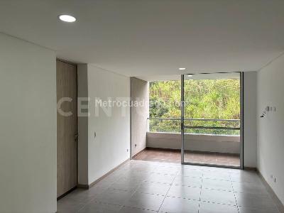 Apartamento de 3 alcobas en venta en Envigado, Envigado, 81 m² · foto 6 de 20