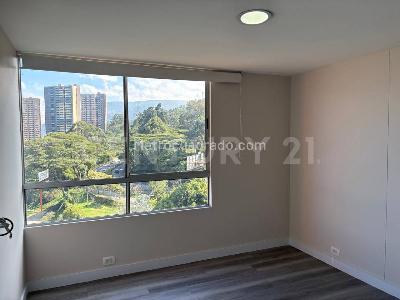 Apartamento de 2 alcobas en venta en Medellin, Medellín, 74 m² · foto 11 de 20
