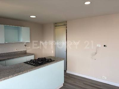 Apartamento de 2 alcobas en venta en Medellin, Medellín, 74 m² · foto 12 de 20